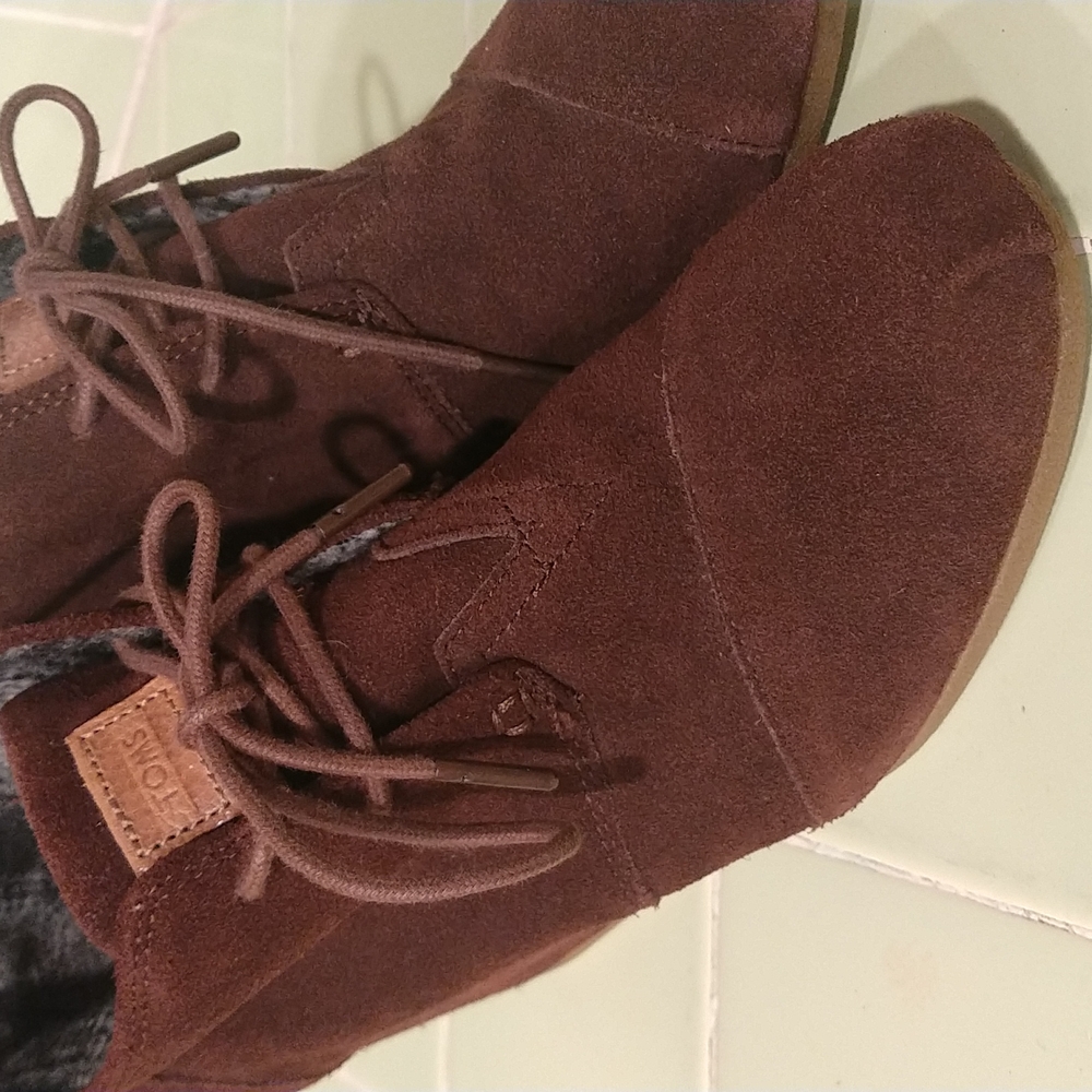 Toms booties